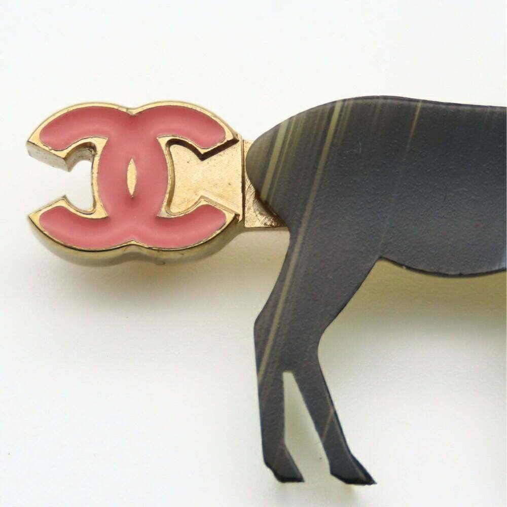 CHANEL Black Logo Brooch - Picture 2 of 11